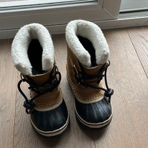 Kids Sorel snow boots